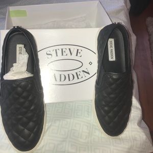 Ecentrcq Black slides